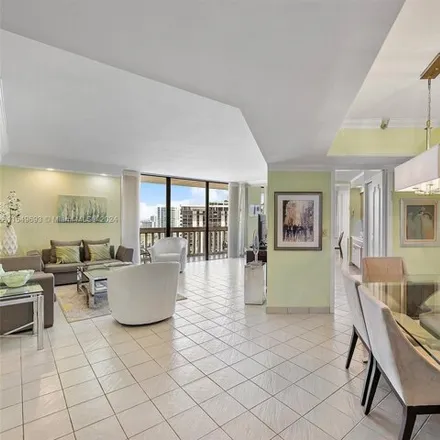 Image 7 - Turnberry Towers, 19355 Turnberry Way, Aventura, FL 33180, USA - Condo for sale