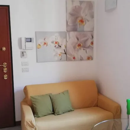 Rent this 2 bed apartment on OVS in Piazza Libertà 52, 21047 Saronno VA