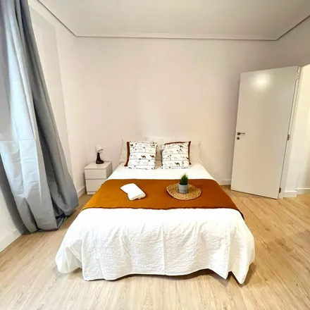 Image 5 - Carrer de Finestrat, 23, 46009 Valencia, Spain - Room for rent
