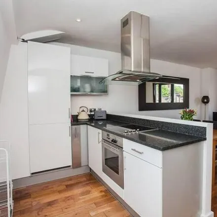 Rent this 2 bed apartment on Centre for Creative Collaboration in 16 Acton Street, London