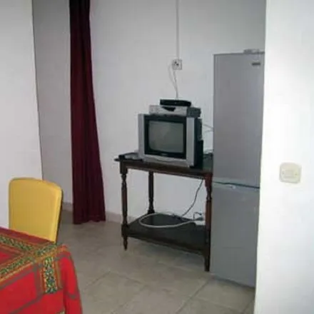 Rent this 2 bed apartment on Šetalište Stjepana Radića 41  Okrug Gornji 21223