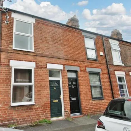 Rent this 2 bed townhouse on Fairclough Avenue in Warrington, Cheshire