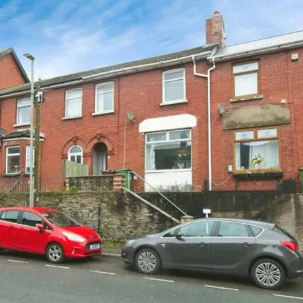 Buy this 2 bed townhouse on Coleg Gwent Crosskeys Campus in Risca Road, Pont-y-waun