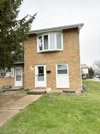 Rent this 2 bed condo on 101 Stephanie Court in Bartlett, IL 60103