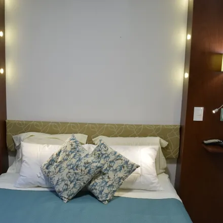 Rent this 1 bed apartment on Boulevard Arturo Illia 343 in Centro, Cordoba