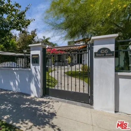 Image 2 - 4231 Riverton Avenue, Los Angeles, CA 91602, USA - House for rent