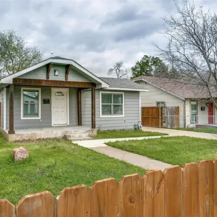 Image 2 - 1319 Strickland Street, Oak Cliff, Dallas, TX 75216, USA - House for sale