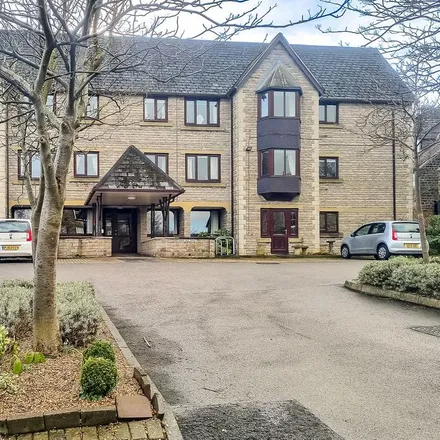 Rent this 1 bed apartment on Queens Court in Harrogate, HG2 0HG