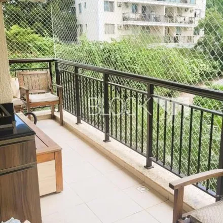 Buy this 2 bed apartment on Avenida das Américas 13566 in Recreio dos Bandeirantes, Rio de Janeiro - RJ