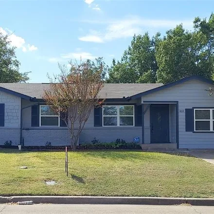 Buy this 3 bed house on 410 Hillcrest Street in Mansfield, TX 76063