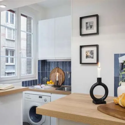 Image 9 - 16 Rue Poussin, 75016 Paris, France - Apartment for rent
