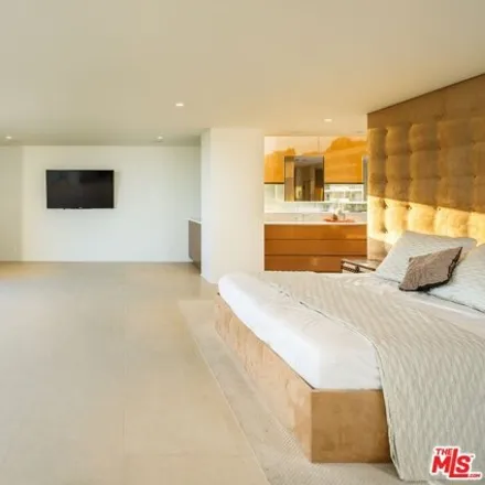 Image 7 - Sunset Marquis, 1200 Alta Loma Road, West Hollywood, CA 90069, USA - Condo for sale