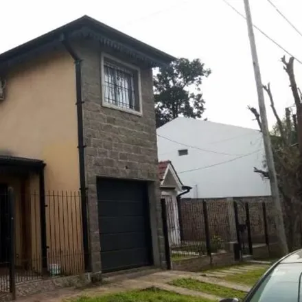 Buy this studio house on Gallo in Partido de Ituzaingó, 1715 Ituzaingó