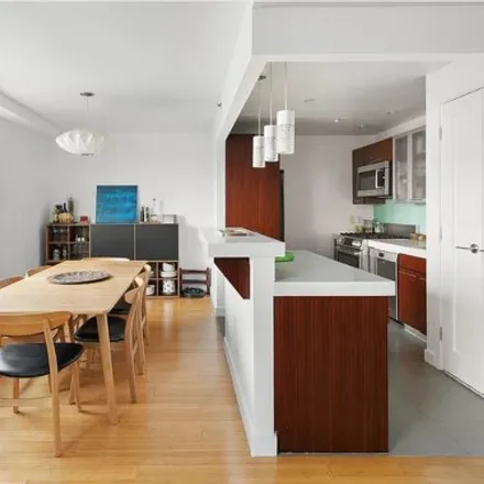 Image 3 - 301 West 115th Street, New York, NY 10026, USA - Townhouse for sale