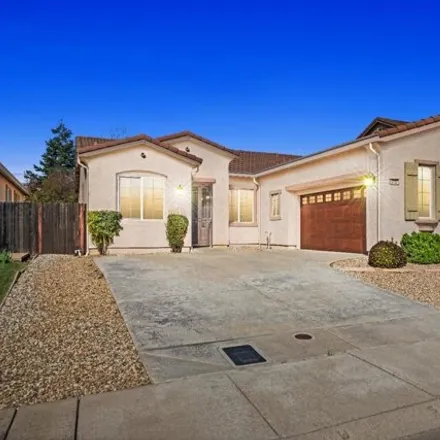 Buy this 3 bed house on 5721 Da Vinci Way in Sacramento, CA 95835