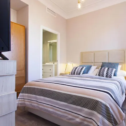 Rent this 3 bed apartment on Consolat Honorari de la República de Benín in Carrer d'Aragó, 290