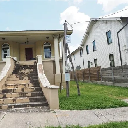 Buy this 6 bed house on 1915 Robert Street in New Orleans, LA 70115
