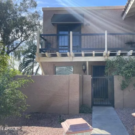 Rent this 2 bed house on 821 East North Lane in Phoenix, AZ 85020