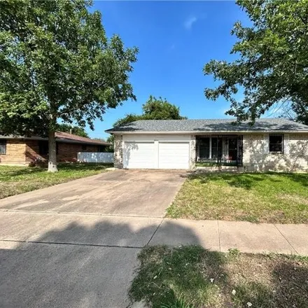 Buy this 3 bed house on 1308 Pine Drive in Killeen, TX 76543