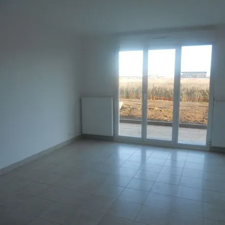 Rent this 2 bed apartment on 24 Rue Jean Jaurès in 77164 Ferrières-en-Brie, France