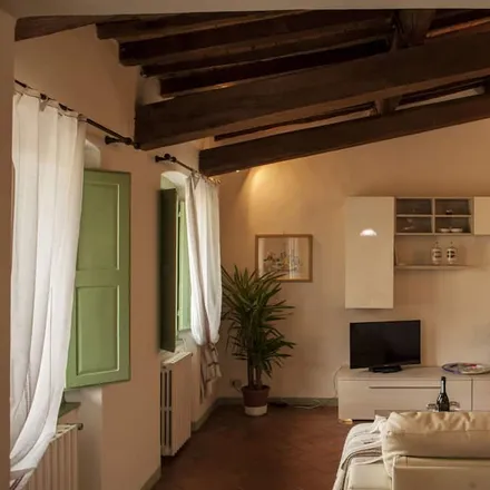 Rent this 3 bed apartment on Pistoia