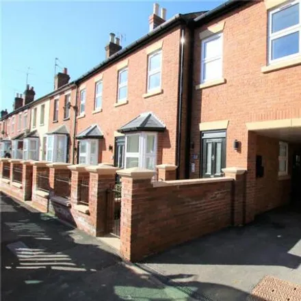 Rent this 2 bed townhouse on 553a Oxford Road in Reading, RG30 2GU