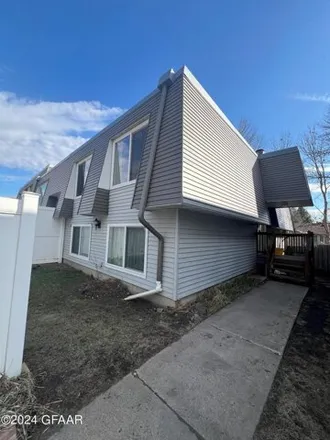 Image 2 - Gallery Apartments, North 39th Street, Grand Forks, ND 58203, USA - House for sale