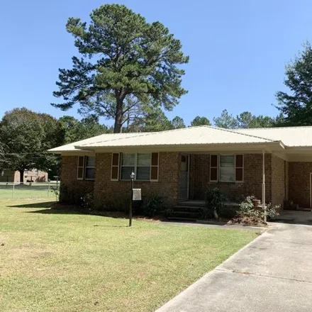 Rent this 3 bed house on 346 Gadsden Loop in Colleton County, SC 29488