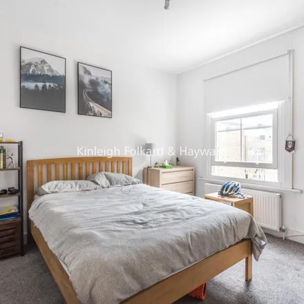 Rent this 3 bed apartment on Hackford Road in Stockwell Park, London
