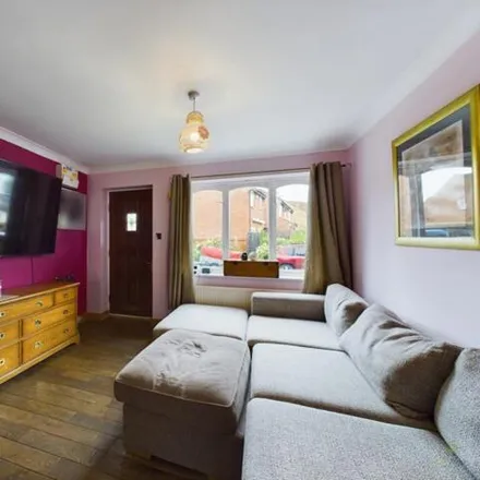 Image 3 - Bullivant Close, Worcester Park Estate, DA9 9PB, United Kingdom - Duplex for sale