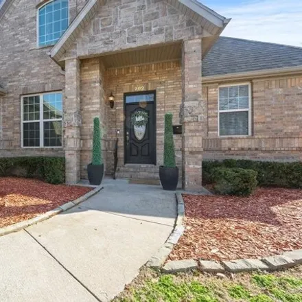 Buy this 4 bed house on 202 Camelot Drive in Pleasant Hill, Rogers
