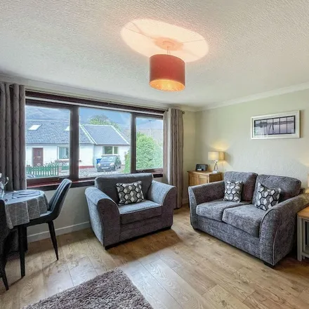 Image 8 - Highland, PH49 4JJ, United Kingdom - Duplex for rent