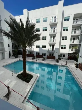 Rent this 2 bed apartment on 200 Chatham Avenue in Orlando, FL 32801