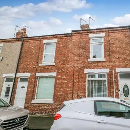 Rent this 3 bed townhouse on Beaconsfield Street in Darlington, DL3 6EP