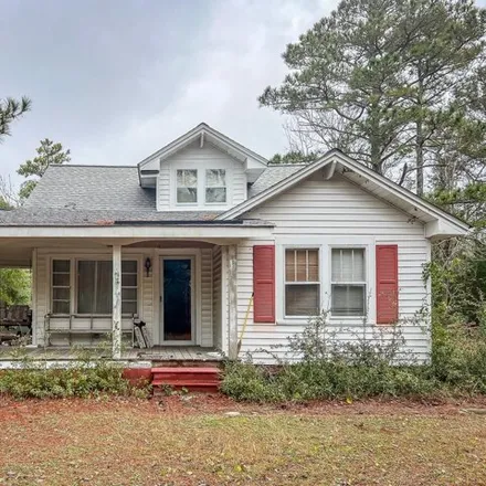 Image 3 - 223 Cape Lookout Drive, Harkers Island, Carteret County, NC 28531, USA - House for sale