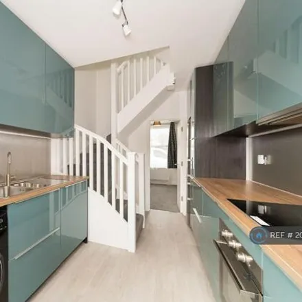 Rent this 3 bed townhouse on 28 Norlington Road in London, E11 4BG