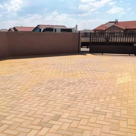 Image 9 - unnamed road, Modderbee, Gauteng, 1520, South Africa - Apartment for rent