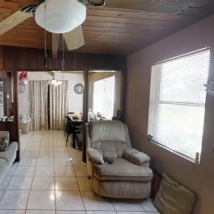 Image 1 - 4513 Luckett Road, Sherwood Forest, Fort Myers - Apartment for sale