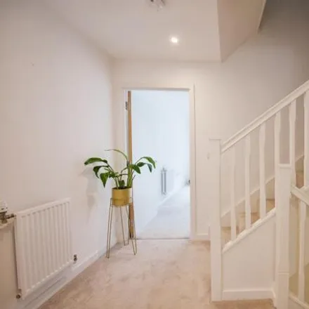 Image 4 - Cantwell House, Memorial Walk, London, E13 9GL, United Kingdom - Townhouse for sale