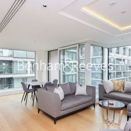 Rent this 2 bed apartment on unnamed road in London, W14 8BW