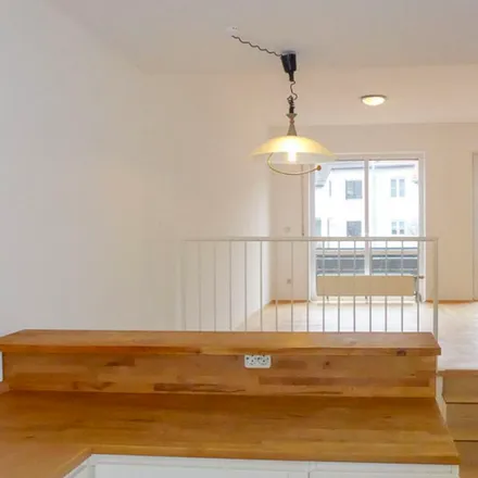 Rent this 5 bed townhouse on Kennedyallee in 60598 Frankfurt, Germany