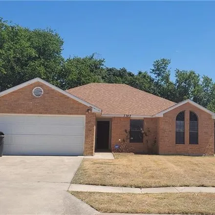 Buy this 3 bed house on 2303 Simone Drive in Killeen, TX 76543