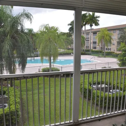 Image 1 - 850 Southwest 124th Terrace, Pembroke Pines, FL 33027, USA - Apartment for rent