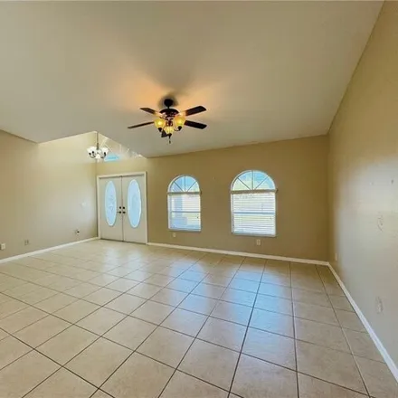 Image 2 - 161 Southeast 1st Place, Cape Coral, FL 33990, USA - House for rent