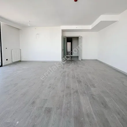 Rent this 3 bed apartment on Aşık Mahsuni Sokağı in 34320 Avcılar, Turkey