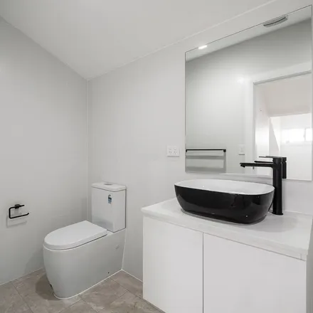 Image 8 - 31 Warin Avenue, Pemulwuy NSW 2145, Australia - Apartment for rent