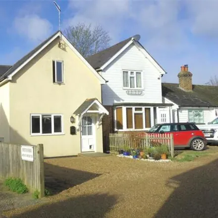 Buy this 2 bed house on The Limes in Edenbridge, TN8 5DT