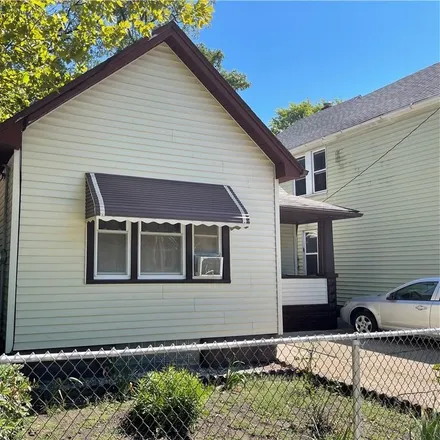 Image 2 - 1943 West 58th Street, Cleveland, OH 44102, USA - House for sale