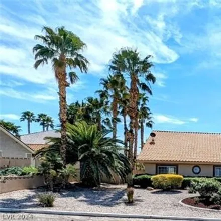 Buy this 4 bed house on 3064 Hardin Drive in Henderson, NV 89074