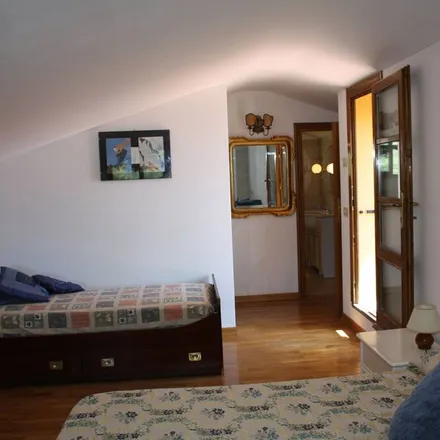 Rent this 3 bed apartment on 55041 Massarosa LU
